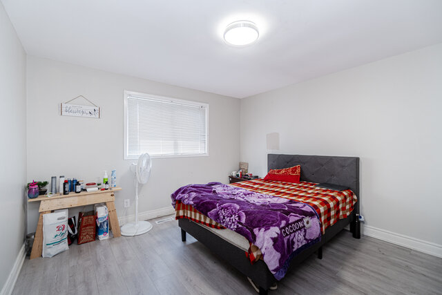 102 Courtleigh Square, Brampton - photo 19