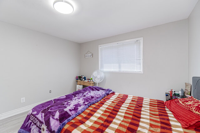 102 Courtleigh Square, Brampton - photo 20