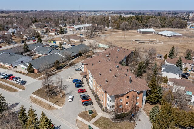 #112-250 Robert Street, Shelburne - photo 3