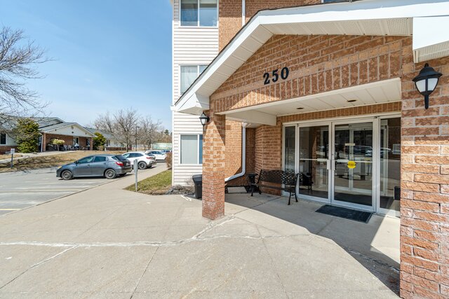 #112-250 Robert Street, Shelburne - photo 13