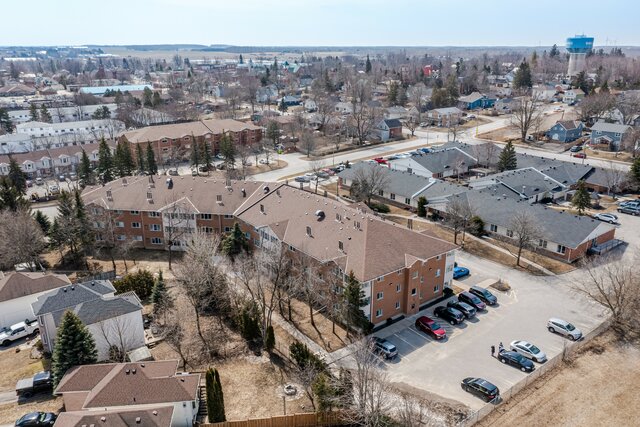 #112-250 Robert Street, Shelburne - photo 44