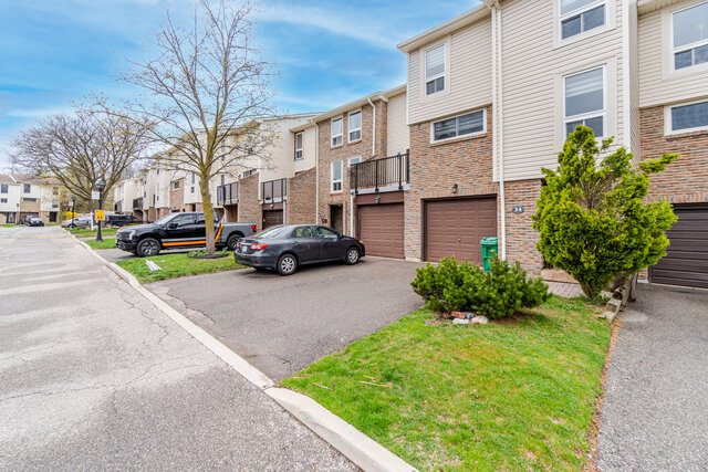 #34-7251 Copenhagen Road, Mississauga - photo 3
