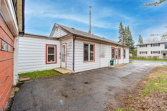 9 Market Street, Kitchener - photo 35