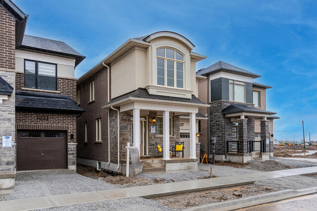 1237 Manitou Way, Milton - photo 2