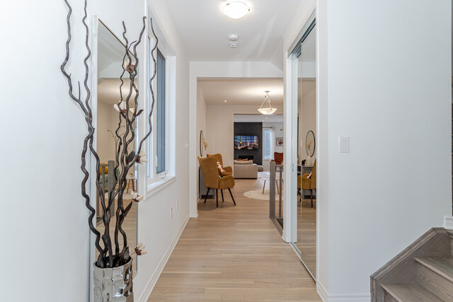 1237 Manitou Way, Milton - photo 7