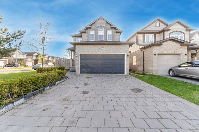 1435 Mickleborough Drive, London - photo 2
