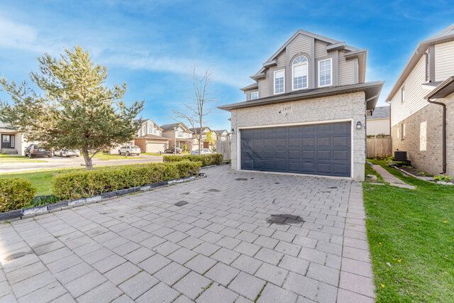 1435 Mickleborough Drive, London - photo 3