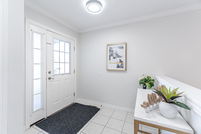 1435 Mickleborough Drive, London - photo 6