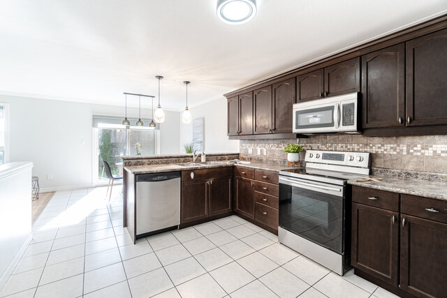 1435 Mickleborough Drive, London - photo 13