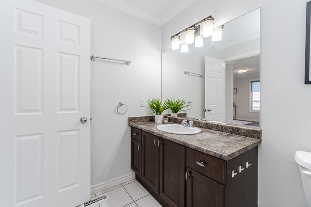 1435 Mickleborough Drive, London - photo 25