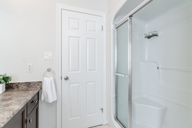 1435 Mickleborough Drive, London - photo 34