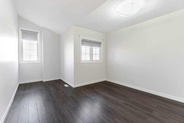 1435 Mickleborough Drive, London - photo 38