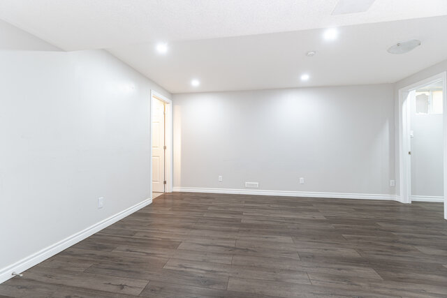 1435 Mickleborough Drive, London - photo 47