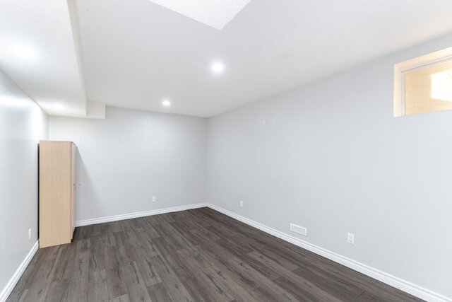 1435 Mickleborough Drive, London - photo 48