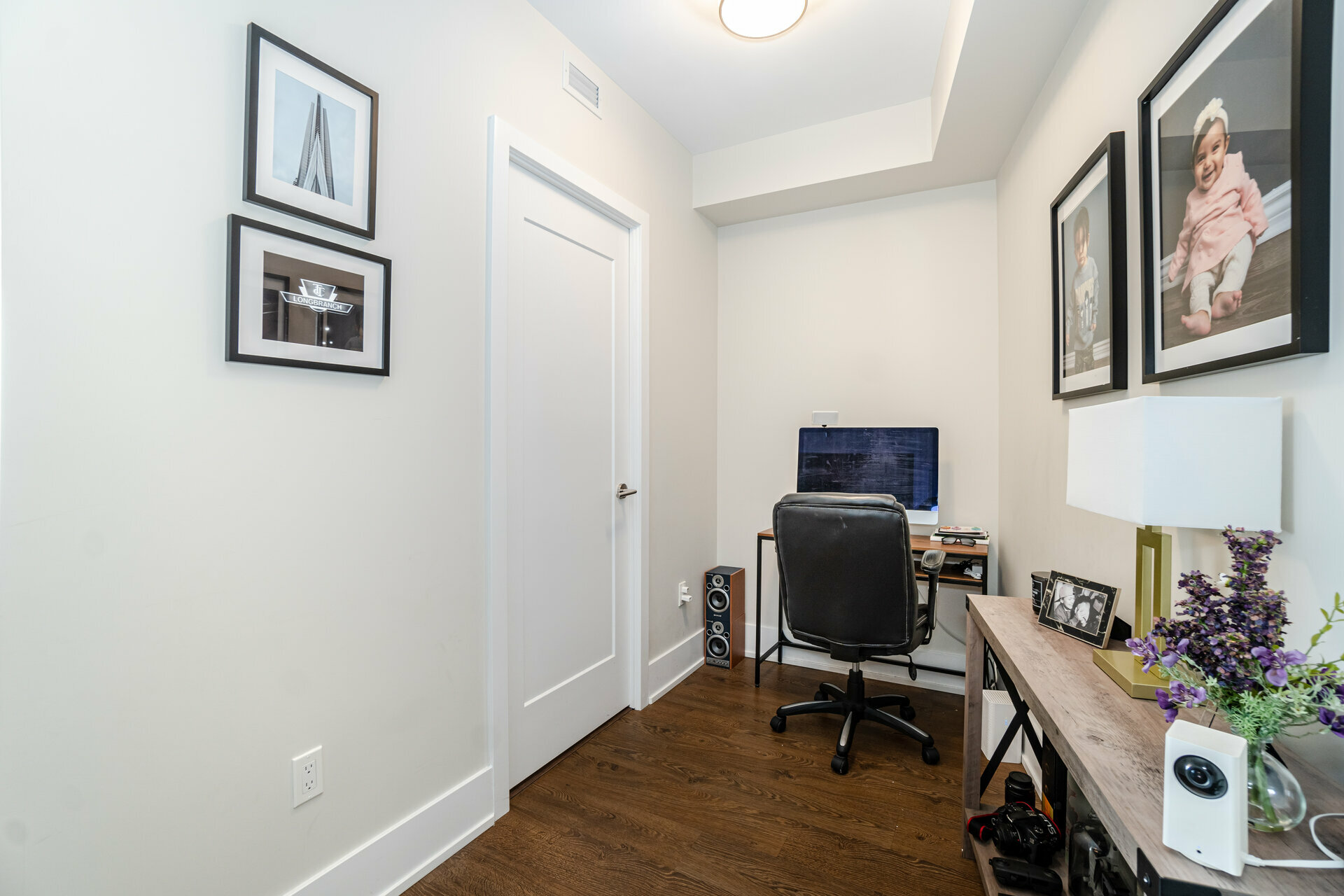 #4207-10 York Street, Toronto – Realmedia Tours