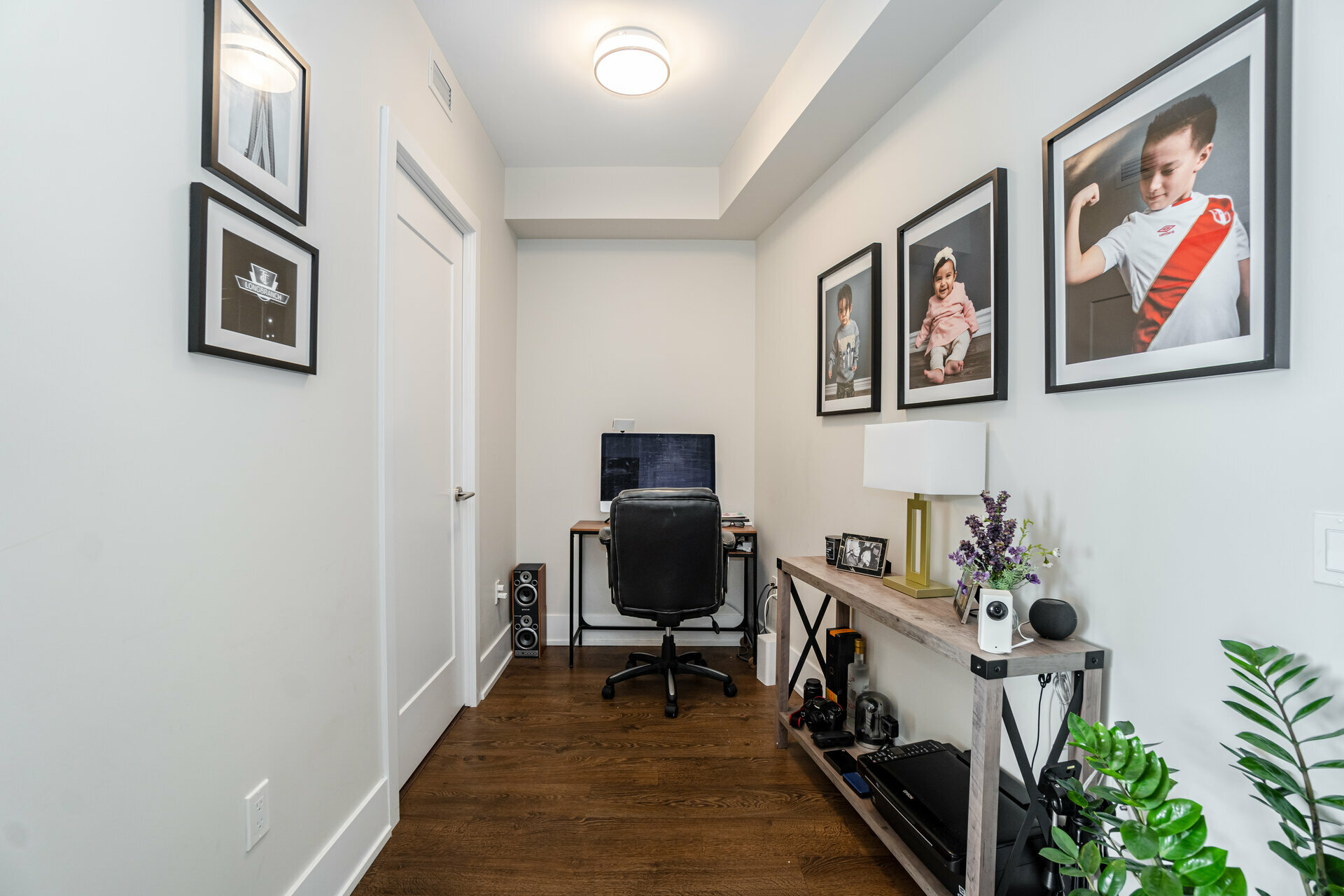 #4207-10 York Street, Toronto – Realmedia Tours