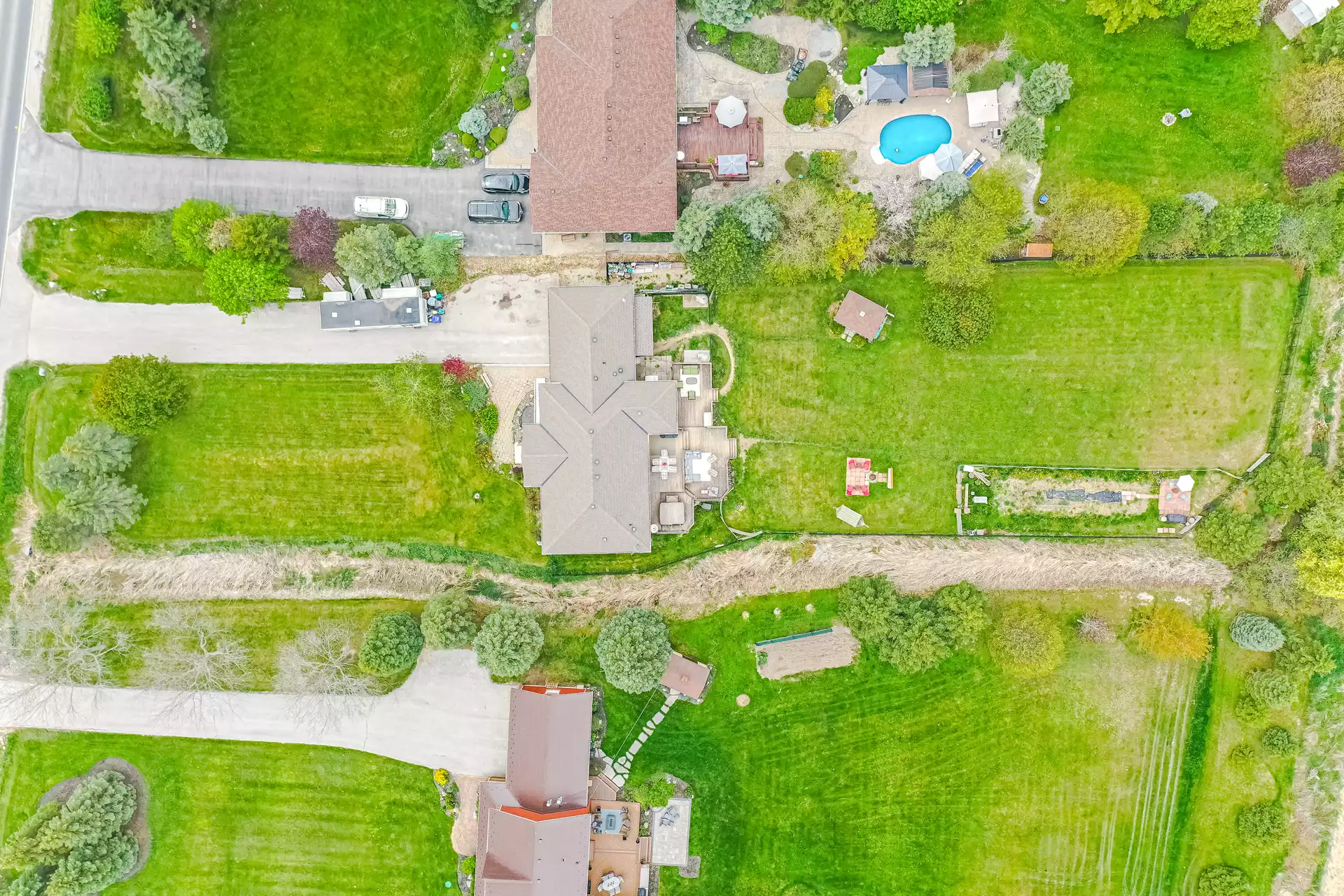 2687674
