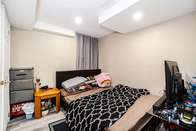 181 Cresthaven Road, Brampton - photo 35