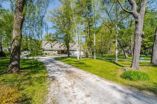 20692 Yonge Street, East Gwillimbury - photo 8