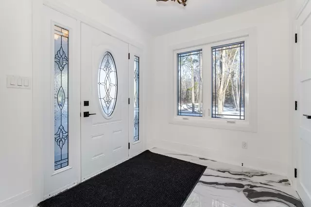 20692 Yonge Street, East Gwillimbury - photo 17