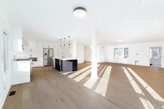 20692 Yonge Street, East Gwillimbury - photo 32