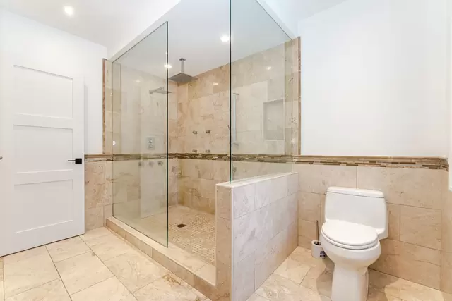 20692 Yonge Street, East Gwillimbury - photo 44