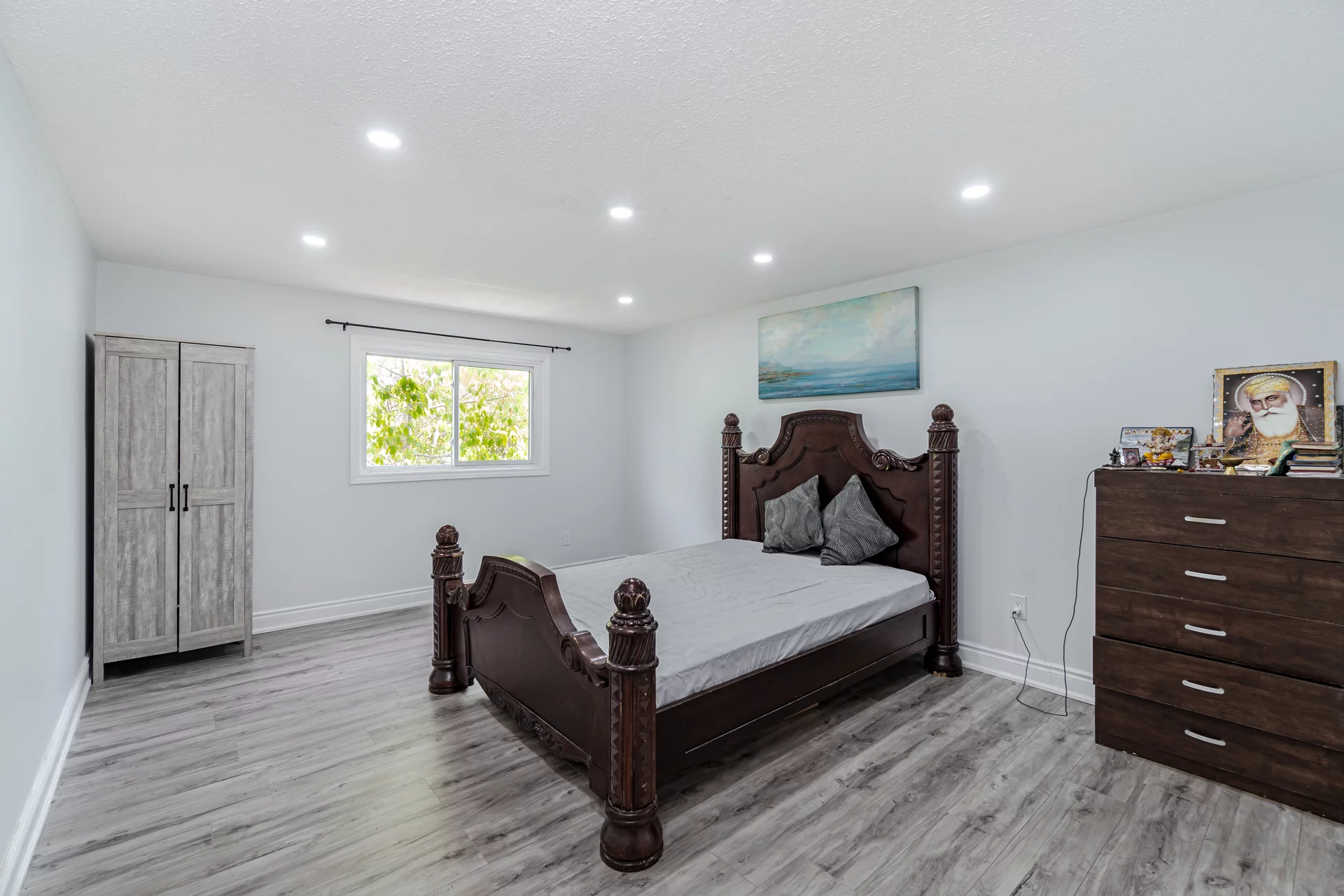 2694067