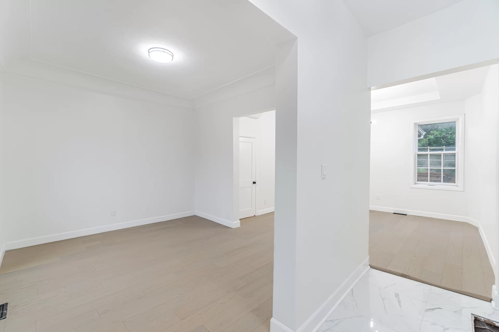 439 Ferguson Avenue North, Hamilton - photo 7