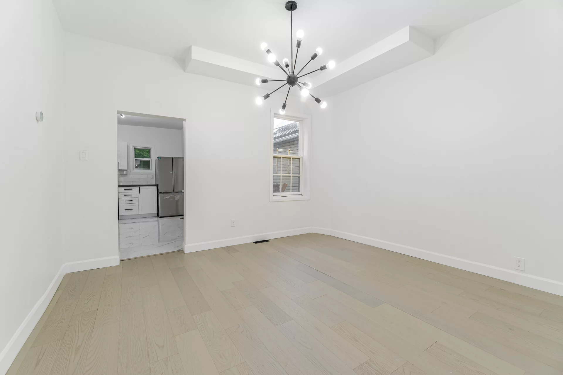 439 Ferguson Avenue North, Hamilton - photo 13