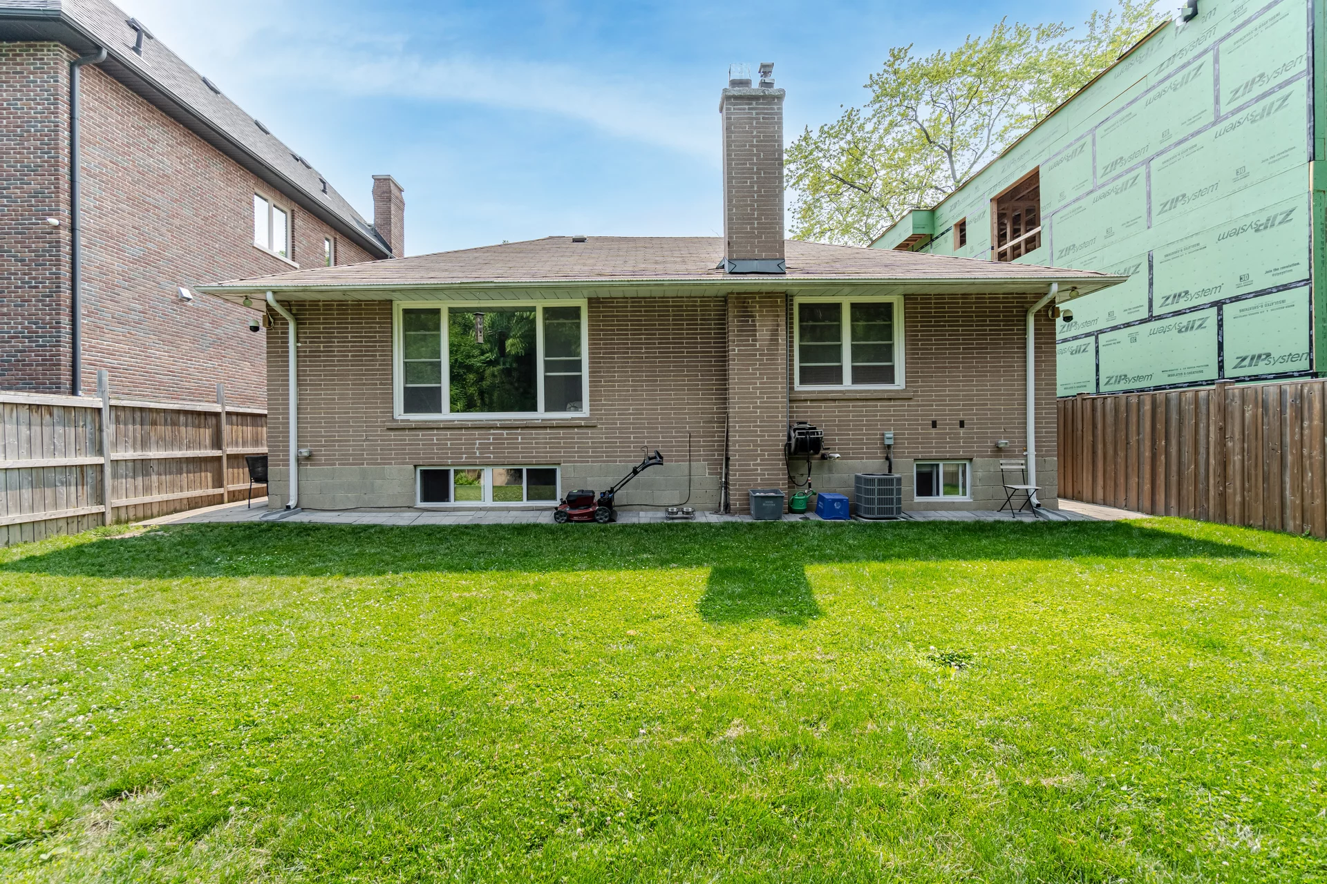 2729950