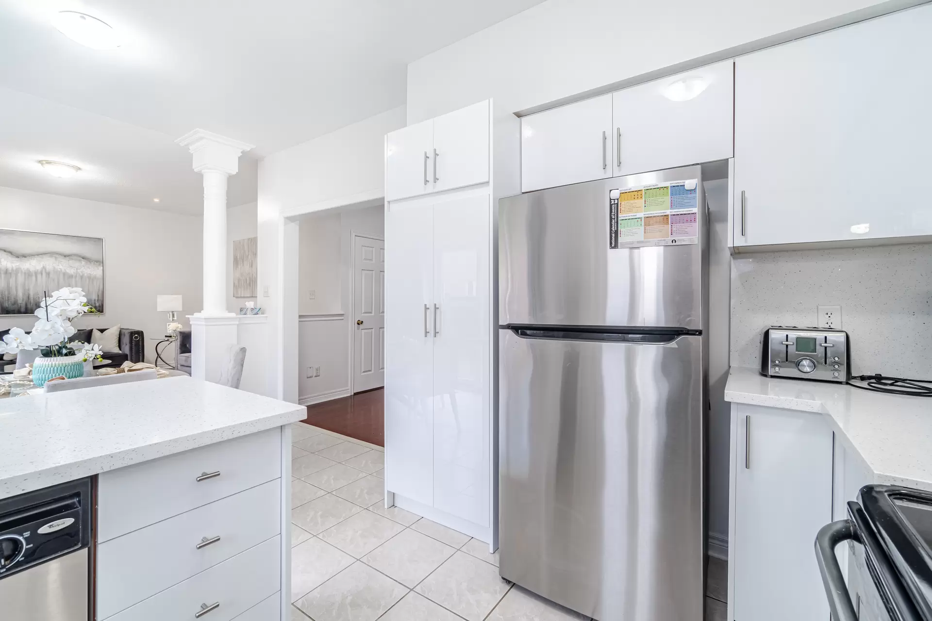 2733802