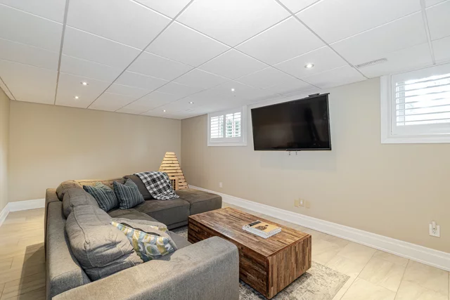103 Springbank Crescent, Kitchener - photo 35