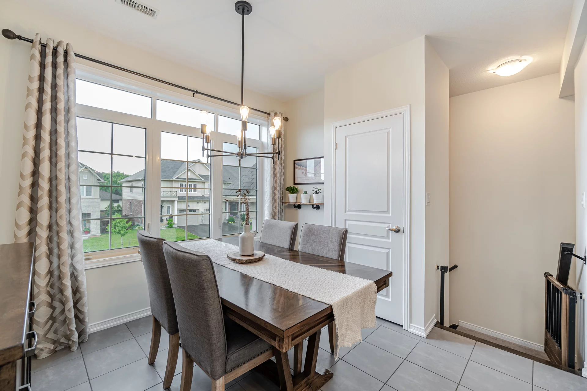 5056 Serena Drive, Beamsville - photo 6