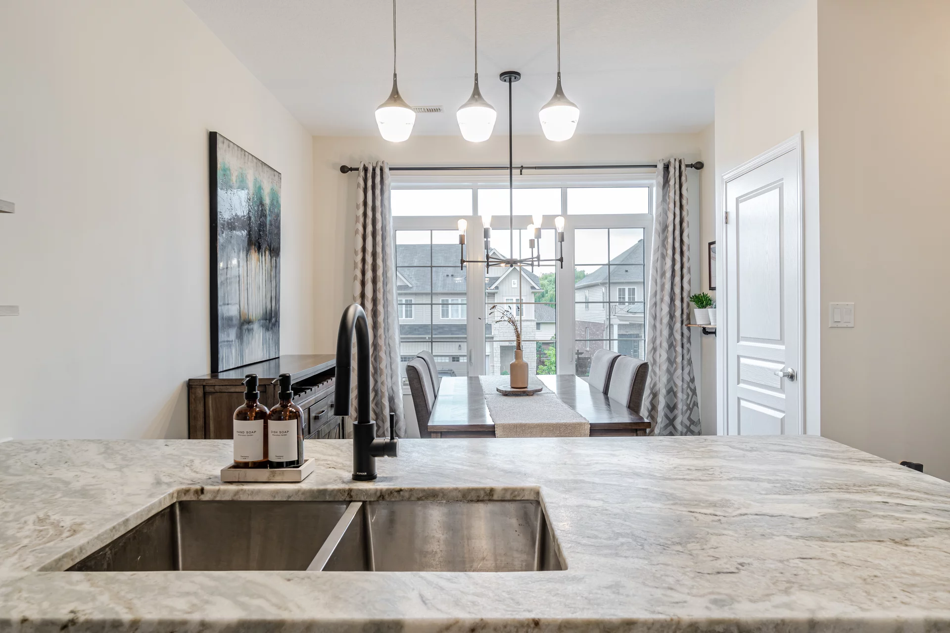 5056 Serena Drive, Beamsville - photo 14