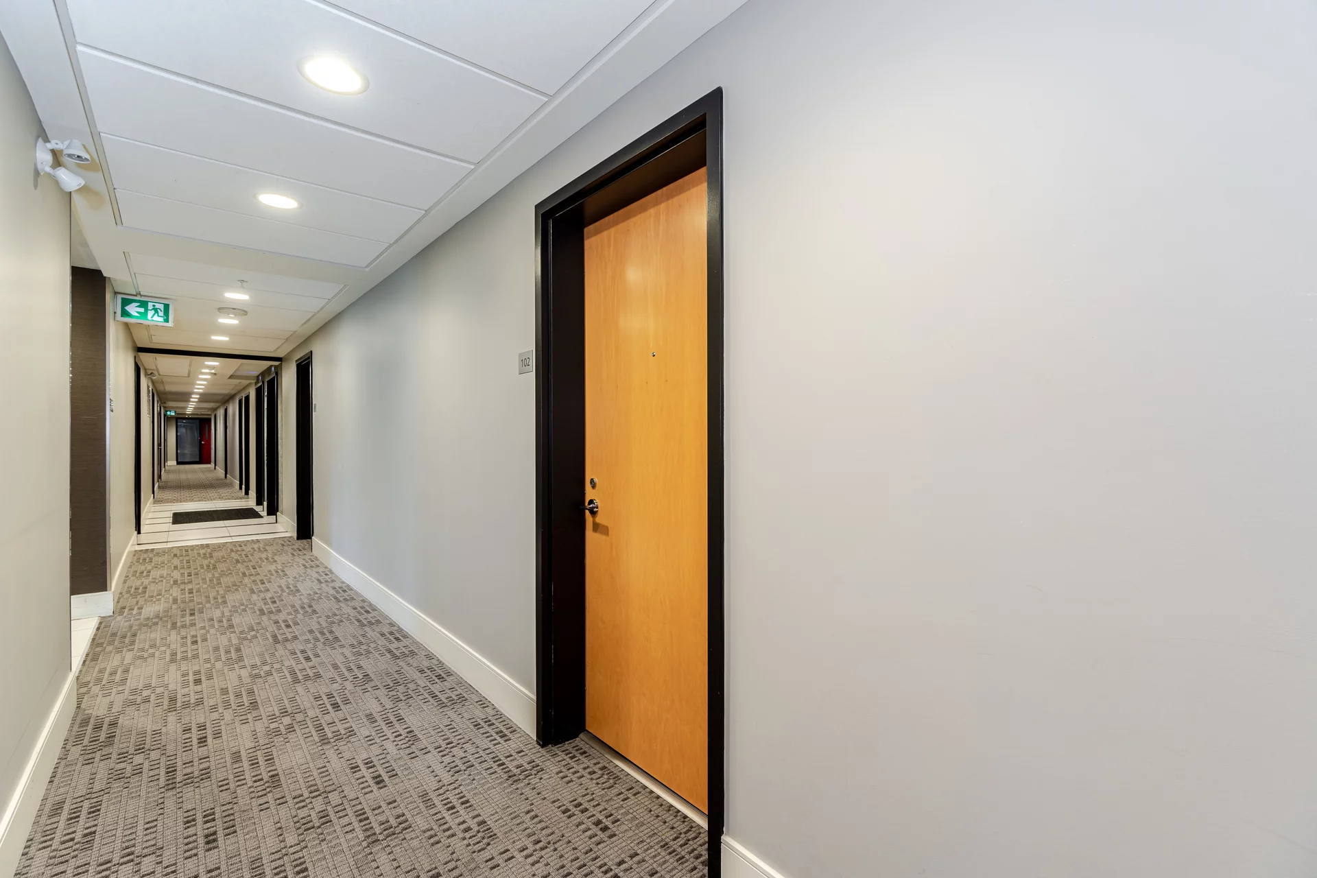 #102-155 St Leger Street, Kitchener - photo 4