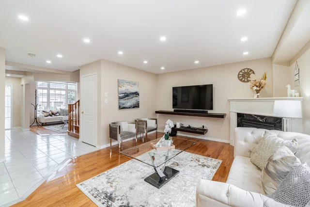 10 Reynolds Avenue, Brampton - photo 14