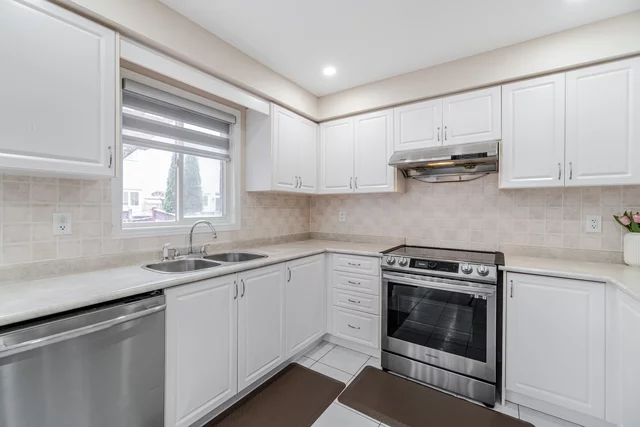 10 Reynolds Avenue, Brampton - photo 22