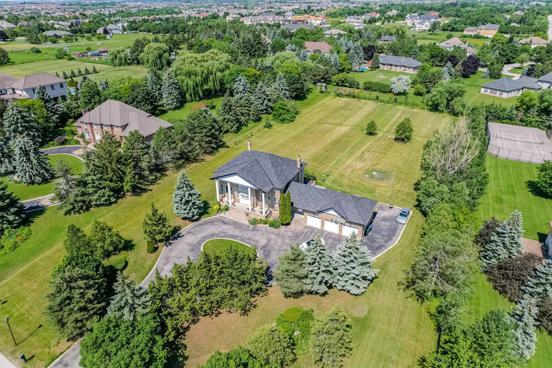 5 Estateview Circle, Brampton - photo 2