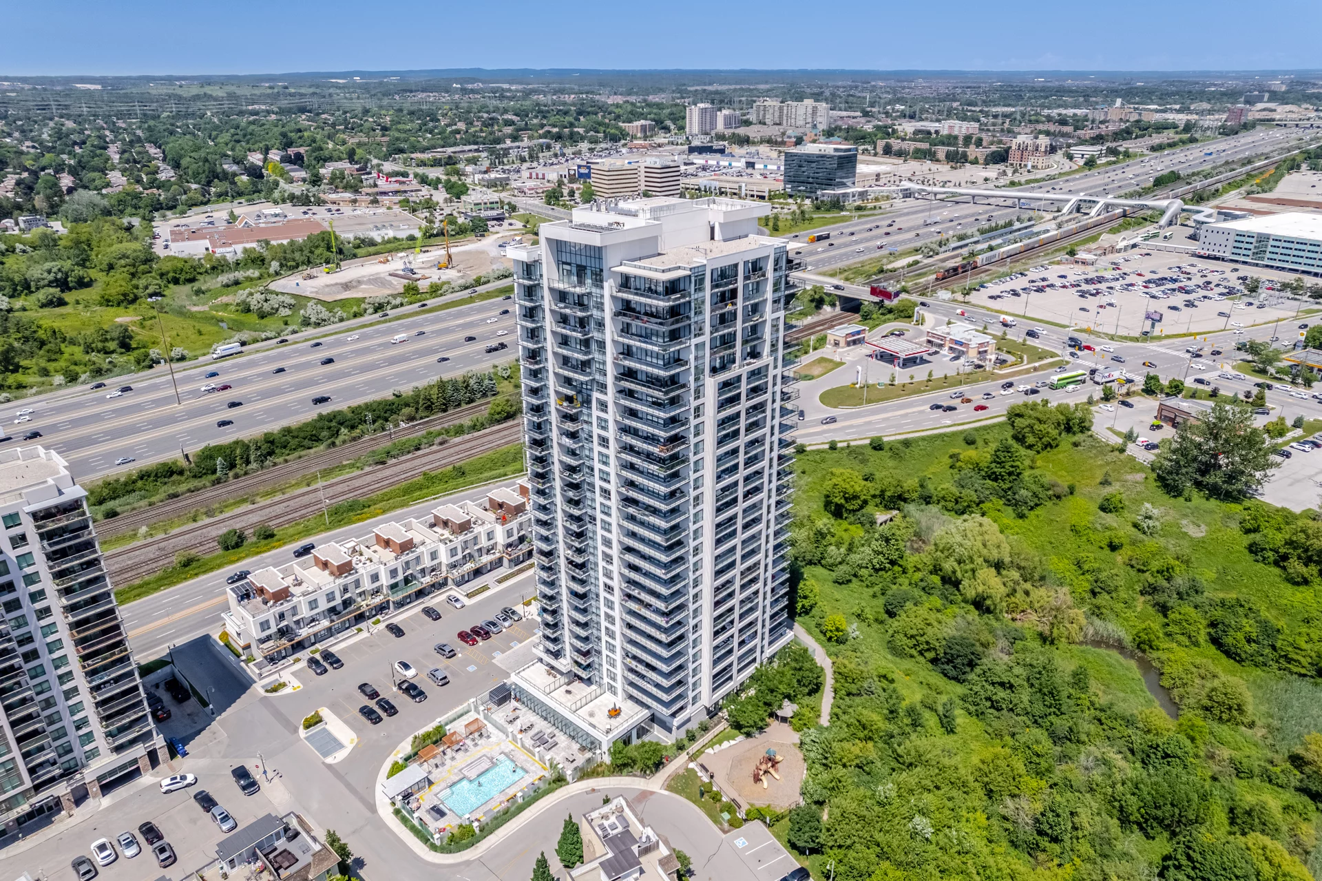 2746165