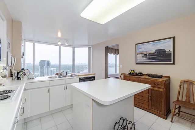 #3703-1 Palace Pier Court, Etobicoke - photo 15