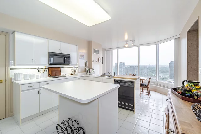 #3703-1 Palace Pier Court, Etobicoke - photo 18