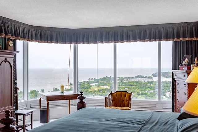#3703-1 Palace Pier Court, Etobicoke - photo 33