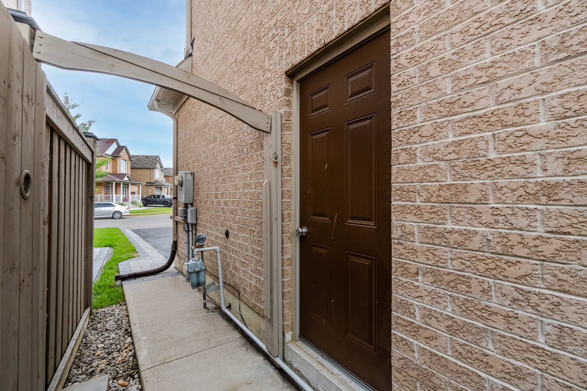 2753764