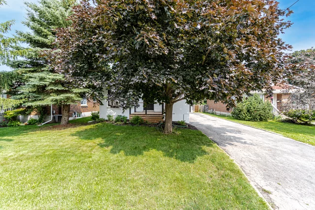 281 Queen Street East, Halton Hills - photo 2