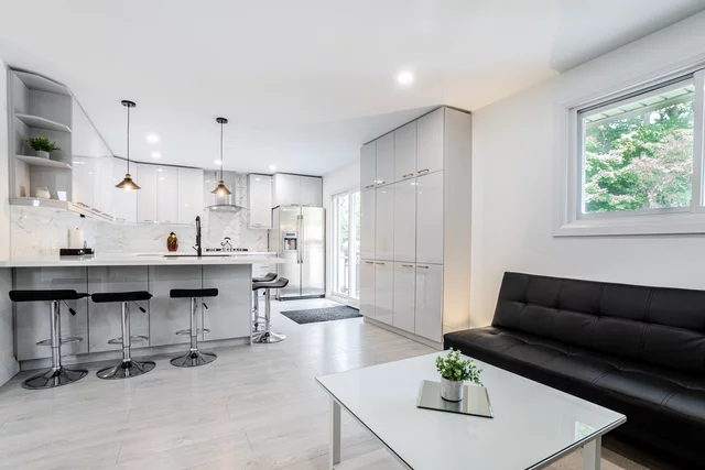 281 Queen Street East, Halton Hills - photo 10