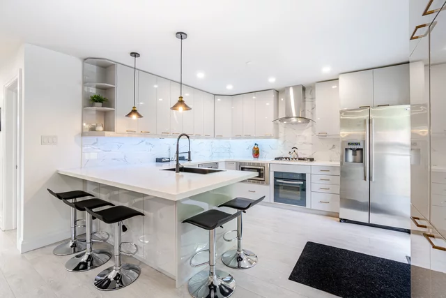 281 Queen Street East, Halton Hills - photo 11