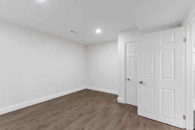 281 Queen Street East, Halton Hills - photo 34