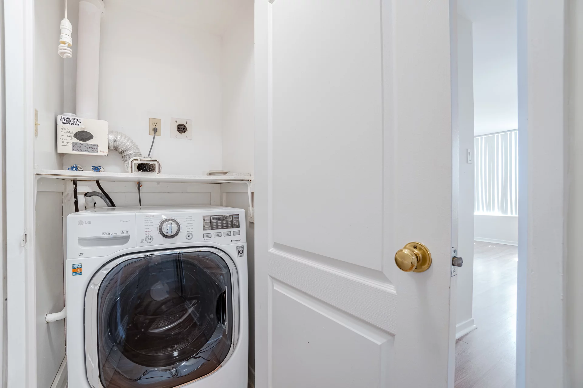 2760027