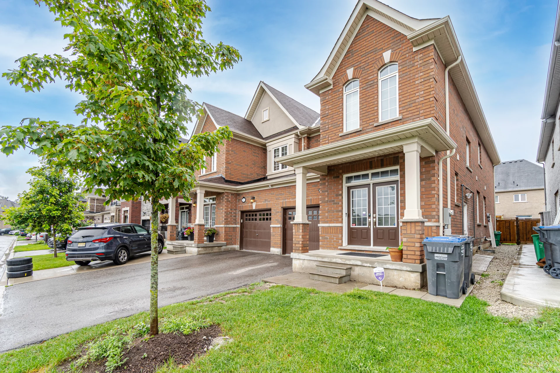 18 Isle Royal Terrace, Brampton - photo 3