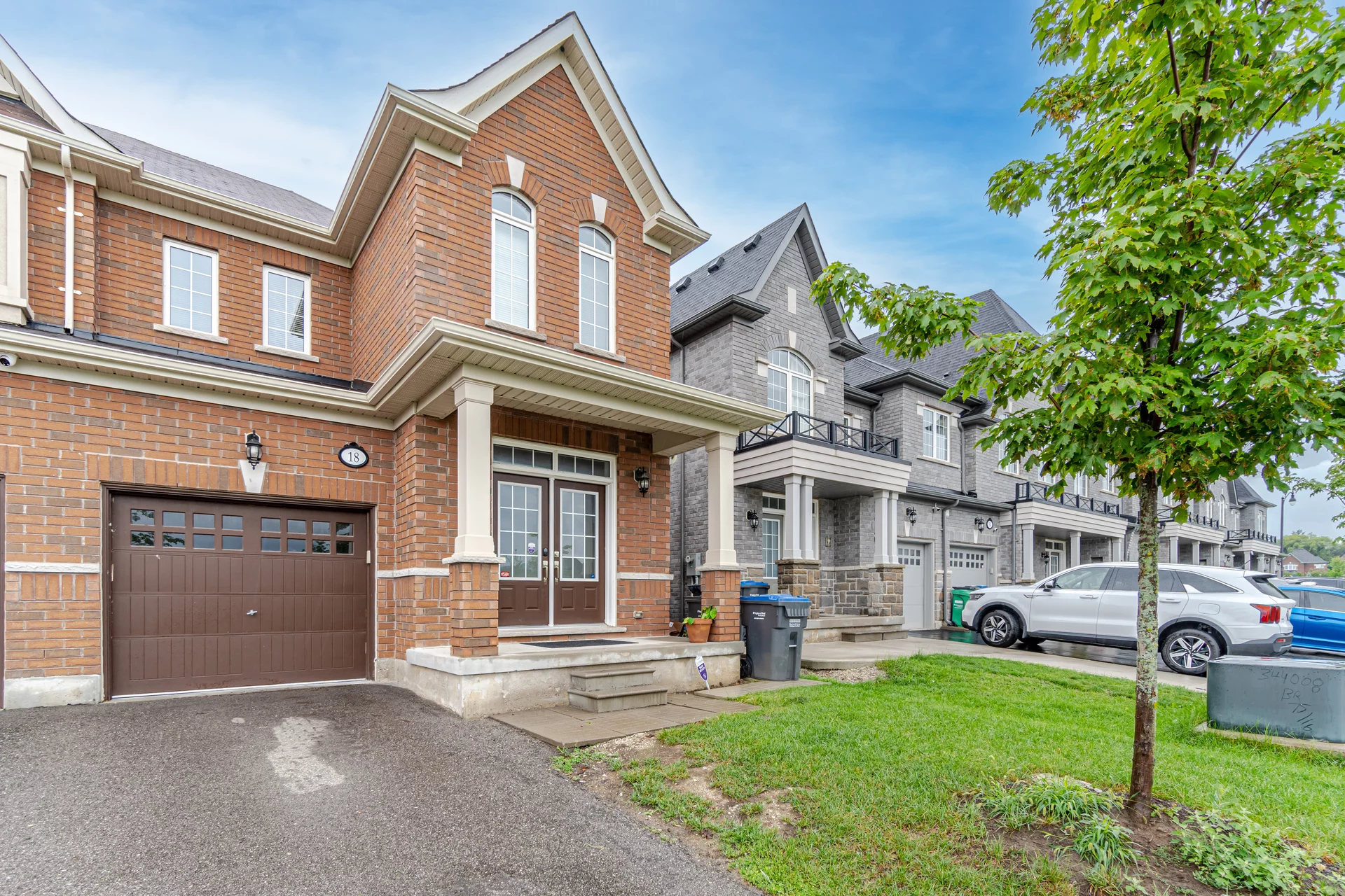 18 Isle Royal Terrace, Brampton - photo 4